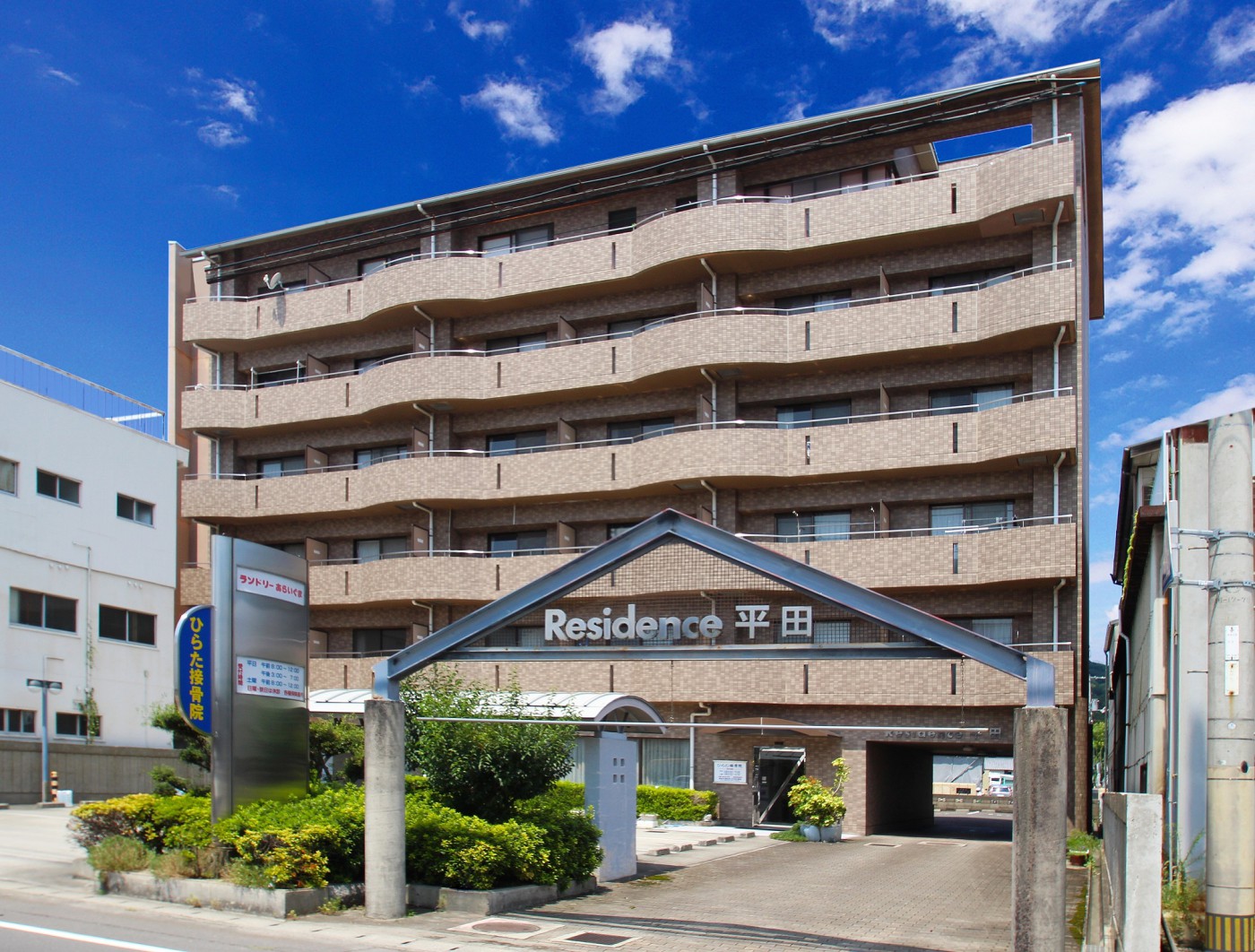 香川への長期出張や滞在に…駐車場付きのマンスリーマンションをご紹介します【Ａｌｐｈａｂｅｄ30高松屋島】