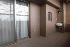 マンション大規模修繕工事におけるバルコニーの準備とは