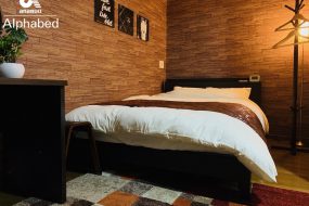 岡山へ観光・お仕事の際には岡山駅徒歩4分の民泊へ【Alphabed岡山駅西口】