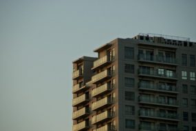 マンションでの宅配ボックスの新設について