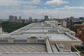 知っておきたいマンションの【屋上防水から考える屋根形状の違い】