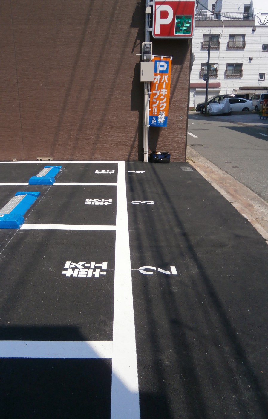 料金体系にビックリ！後から気づいた時には手遅れになることも。コインパーキングの特別料金とは？