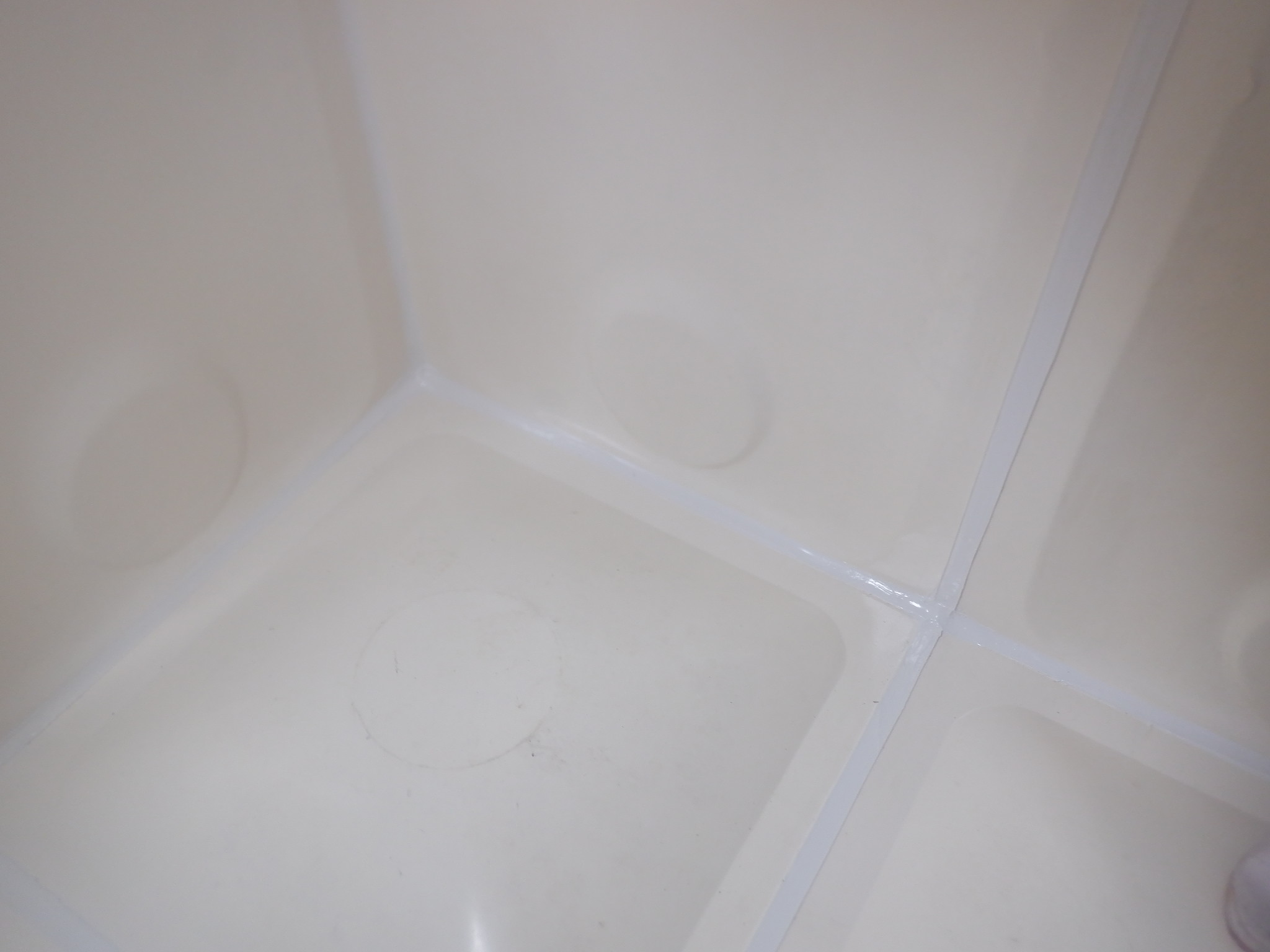 マンション内の貯水槽漏水改善工事について