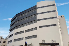 【駐車場】岡山駅東口の正面に大型コインパーキングがOPEN【岡山】