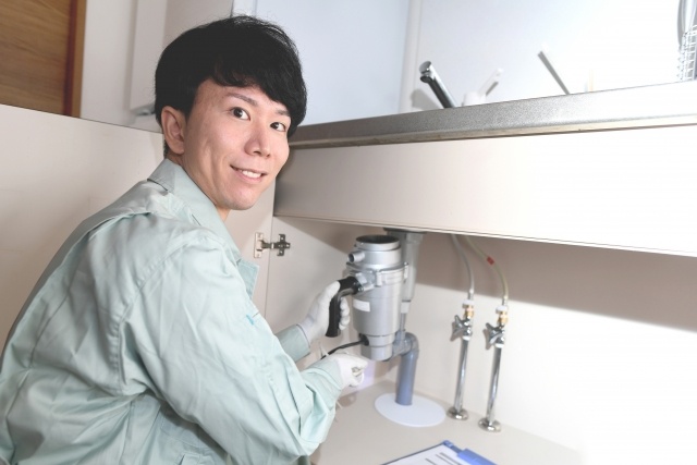 ディスポーザーの後付けはできる？設置可能性と代わりの手段を解説