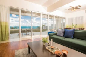 海の見える一軒家！沖縄の民泊物件をご紹介　-うるま市-